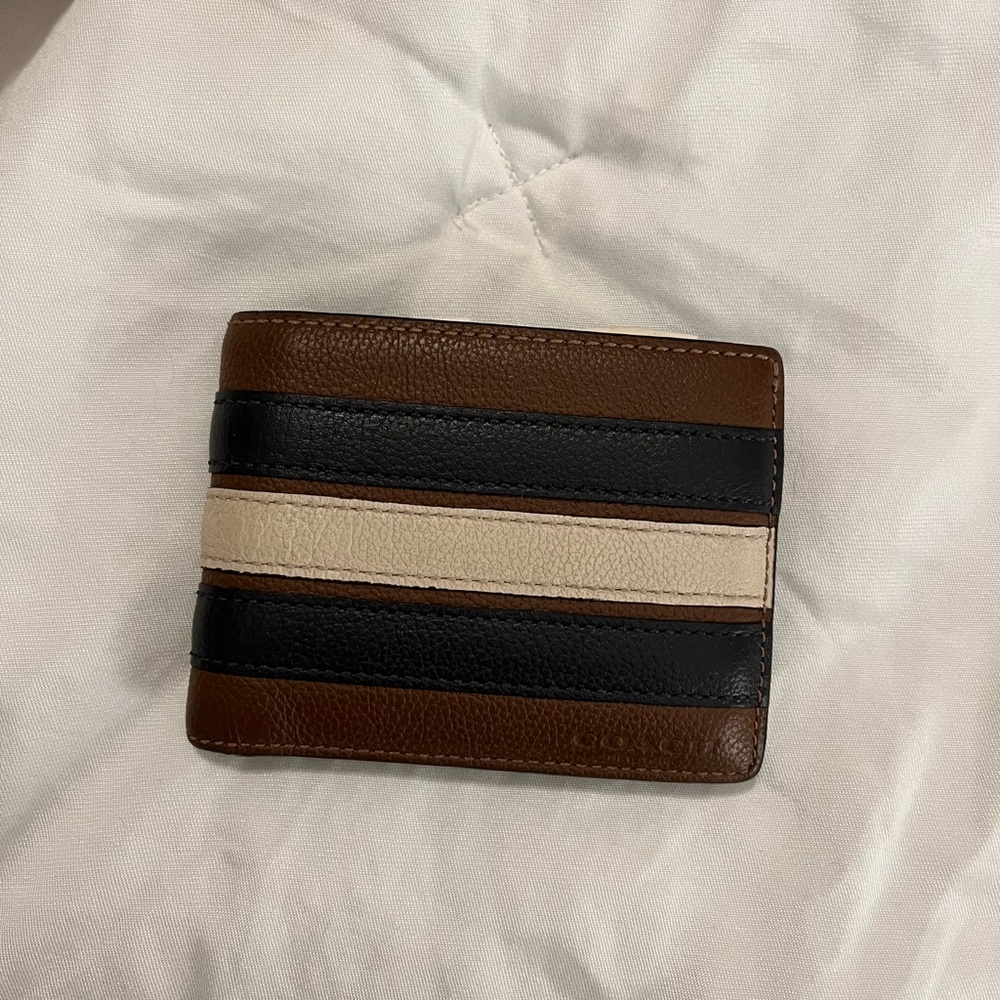 Men’s coach wallet